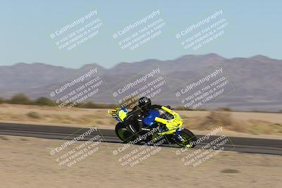 media/Nov-01-2025-CVMA (Sat) [[fc0f7531b8]]/Race 13-Femmewalla-Femmewalla UL/